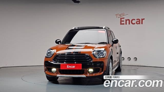 MINI Cooper Countryman 3