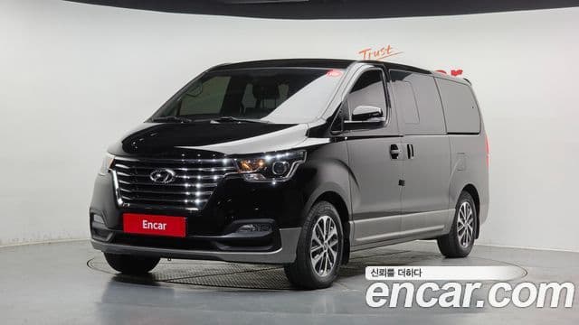Hyundai The New Grand Starex