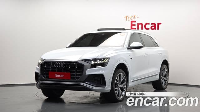 Audi Q8 (4M)