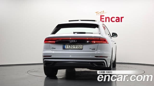 Audi Q8 (4M) 4