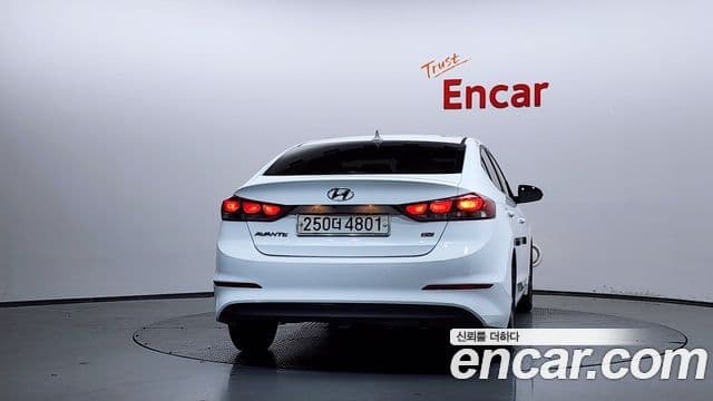 Hyundai Avante AD 4