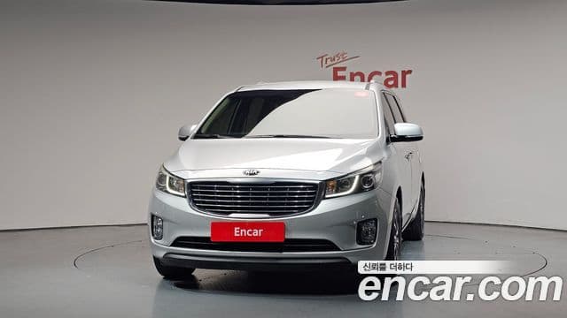Kia All New Carnival 3