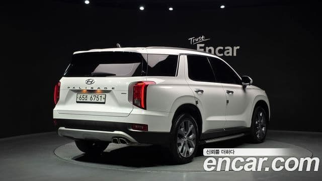 Hyundai Palisade 2
