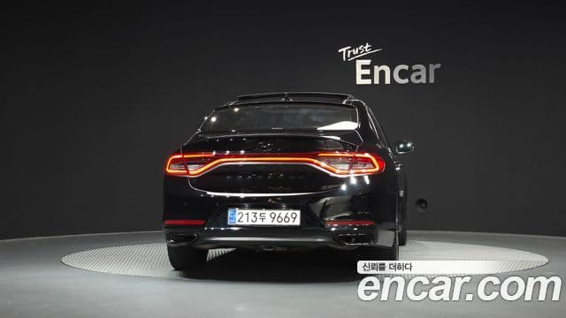 Hyundai Grandeur IG 3