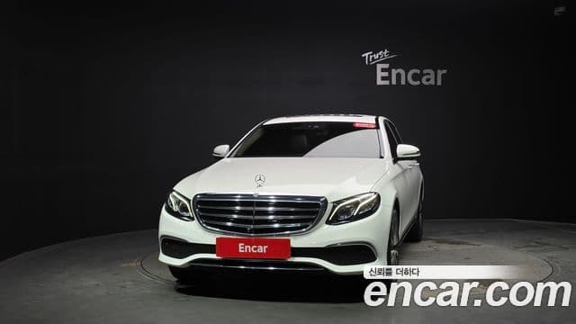 Mercedes-Benz E-Class W213 3