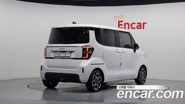 Kia The New Kia Ray 2