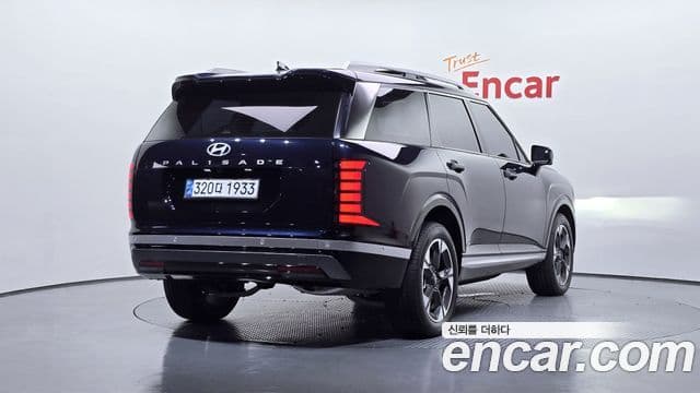 Hyundai Palisade (LX3) 2