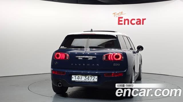 MINI Cooper Clubman 3