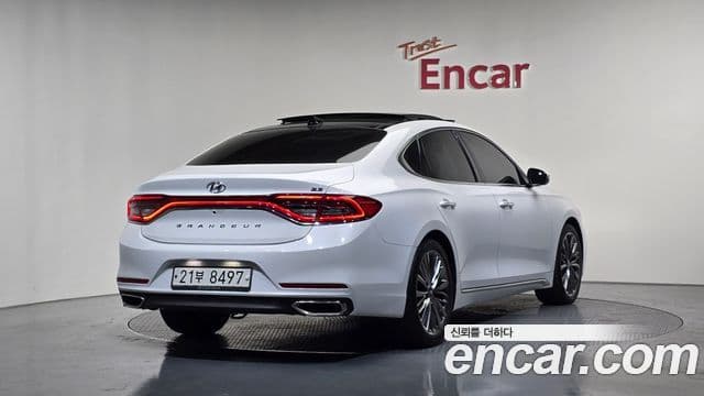 Hyundai Grandeur IG 2