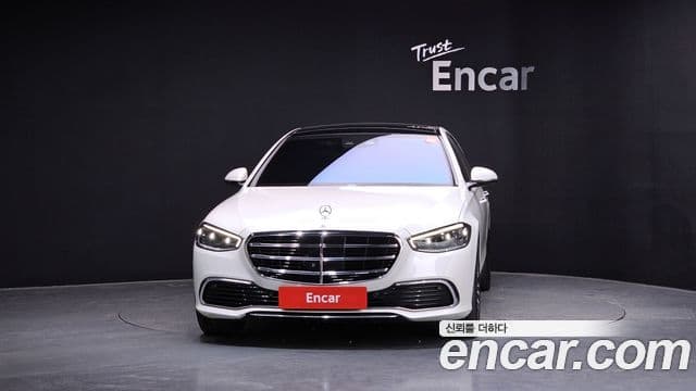 Mercedes-Benz S-Class W223 3