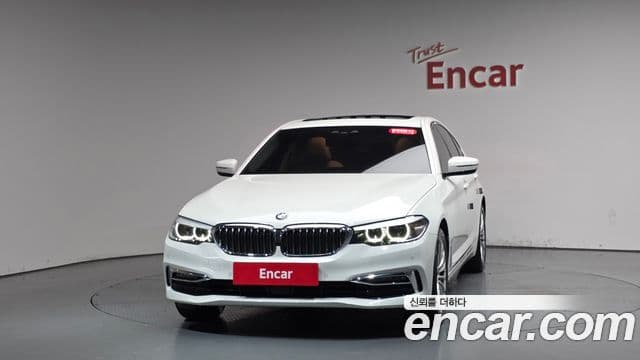 BMW 5 Series (G30) 2