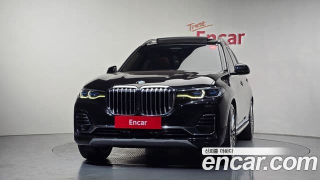 BMW X7 (G07) 3