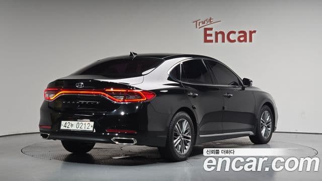 Hyundai Grandeur IG 2