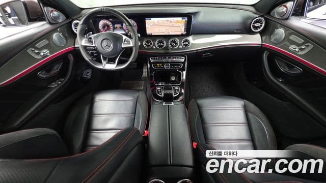 Mercedes-Benz E-Class W213 4