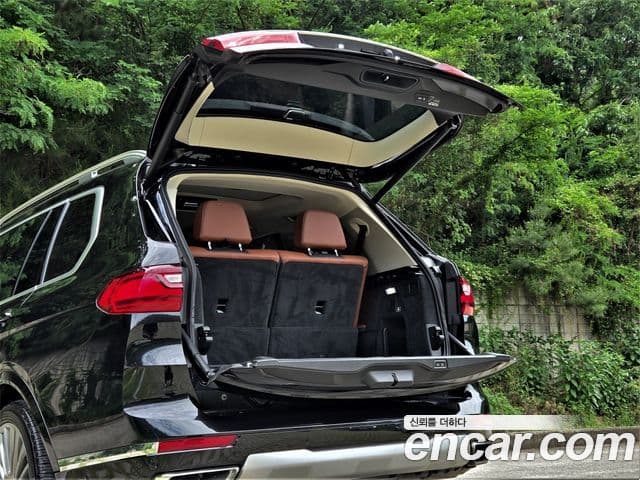 BMW X7 (G07) 3