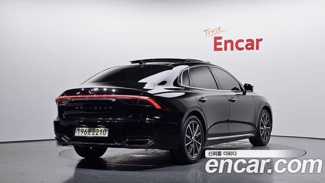 Hyundai The New Grandeur IG 2
