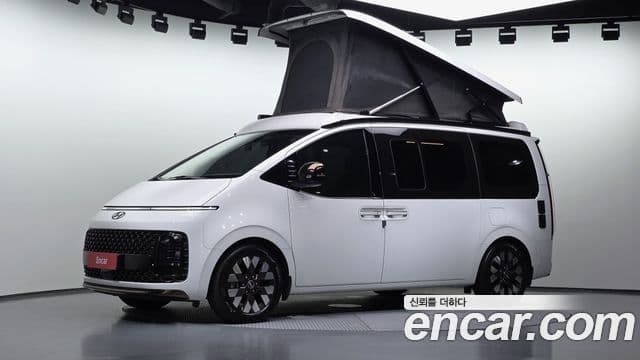 Hyundai Staria — 1