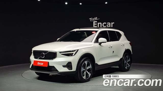 Volvo XC40 1