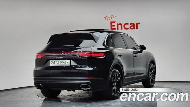 Porsche Cayenne (PO536) 2