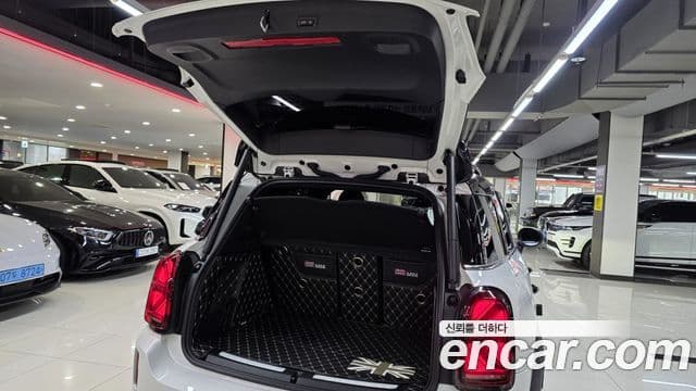 MINI Cooper S Countryman 4