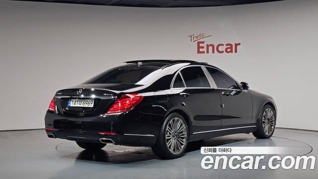 Mercedes-Benz S-Class W222 2