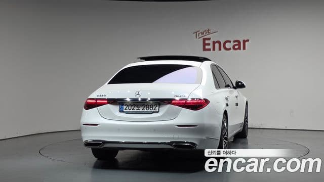 Mercedes-Benz S-Class W223 4