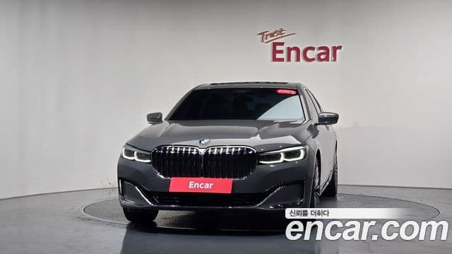BMW 7 Series (G11) 2