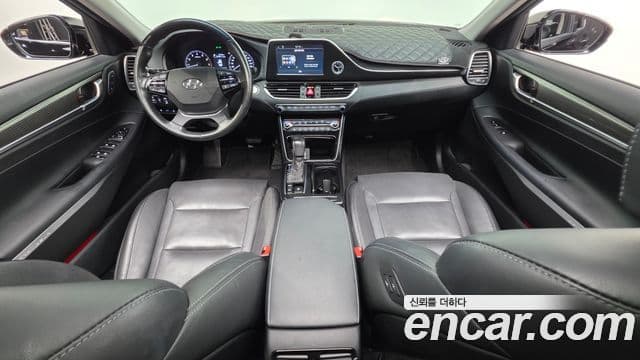 Hyundai Grandeur IG 4