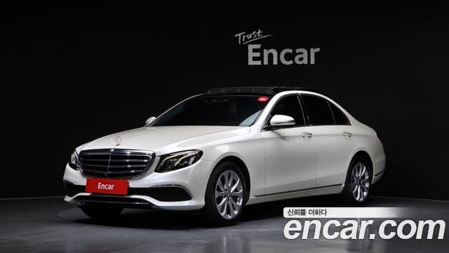 Mercedes-Benz E-Class W213 1
