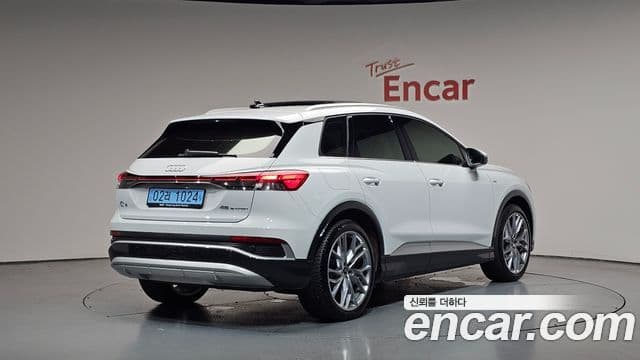 Audi Q4 e-tron (F4) 2
