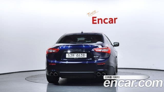 Maserati Ghibli 4