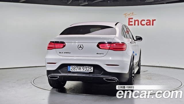 Mercedes-Benz GLC-Class X253 4