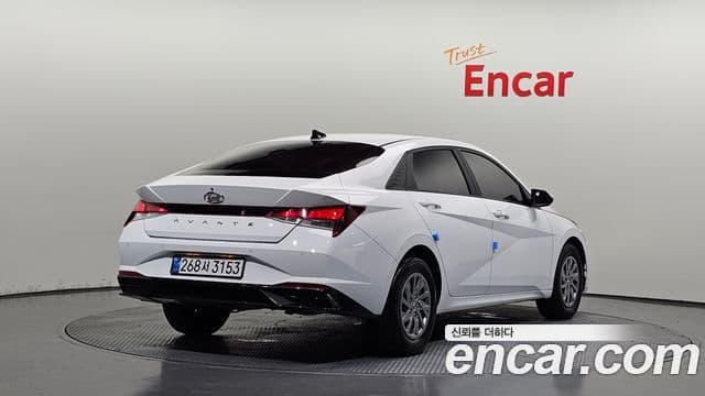 Hyundai Avante (CN7) 2