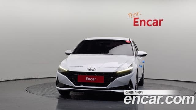 Hyundai Avante (CN7) 3