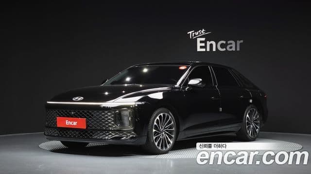 Hyundai Grandeur (GN7) — 1