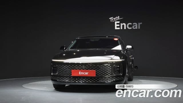 Hyundai Grandeur (GN7) 2