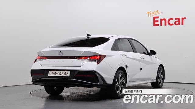 Hyundai The New Avante (CN7) 2