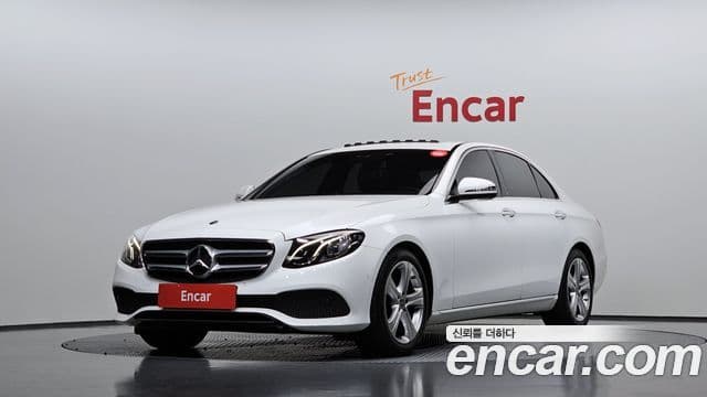 Mercedes-Benz E-Class W213 1
