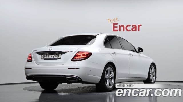Mercedes-Benz E-Class W213 2