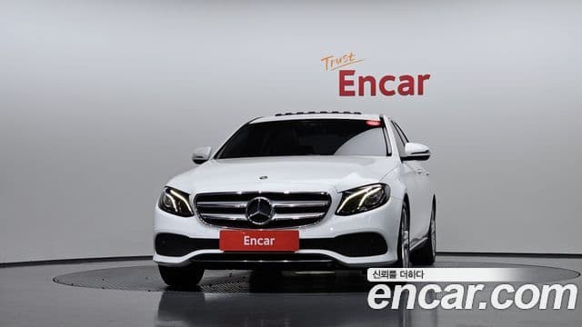 Mercedes-Benz E-Class W213 3