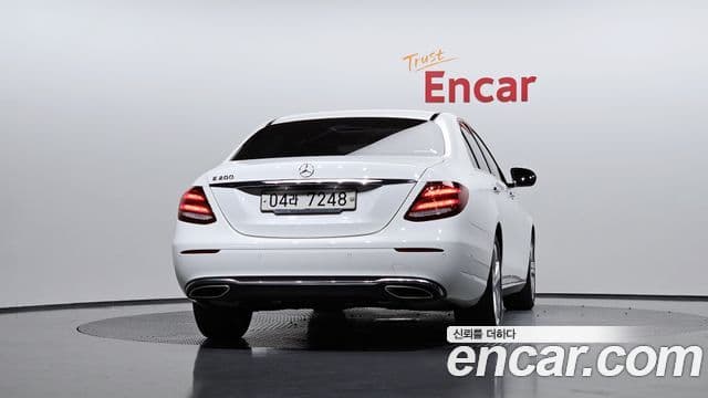 Mercedes-Benz E-Class W213 4