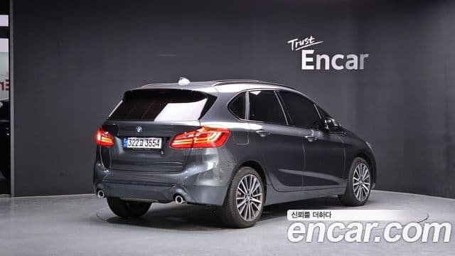 BMW 2 Series Active Tourer (F45) 2