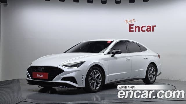 Hyundai Sonata (DN8) 1
