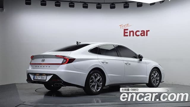 Hyundai Sonata (DN8) 2