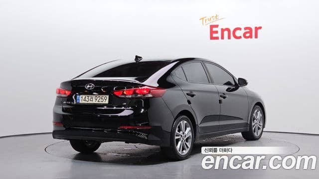 Hyundai Avante AD 2
