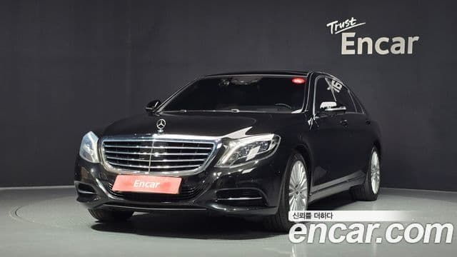 Mercedes-Benz S-Class W222 1