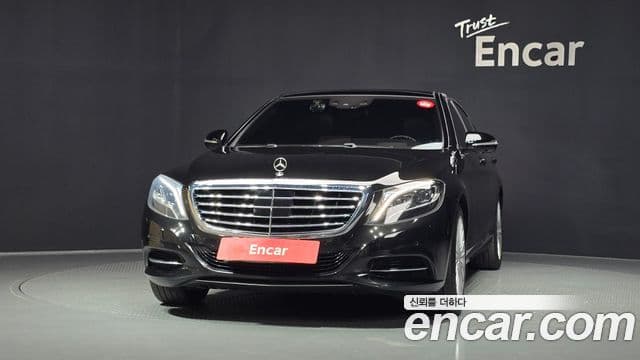 Mercedes-Benz S-Class W222 3
