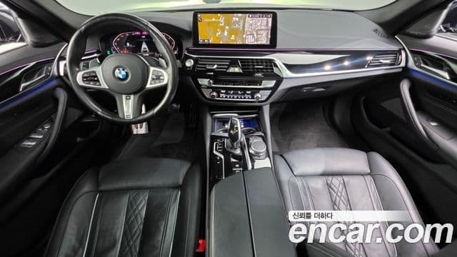 BMW 5 Series (G30) 4