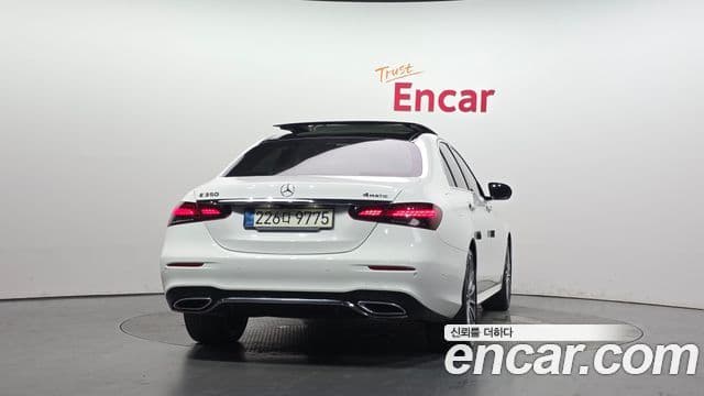 Mercedes-Benz E-Class W213 3