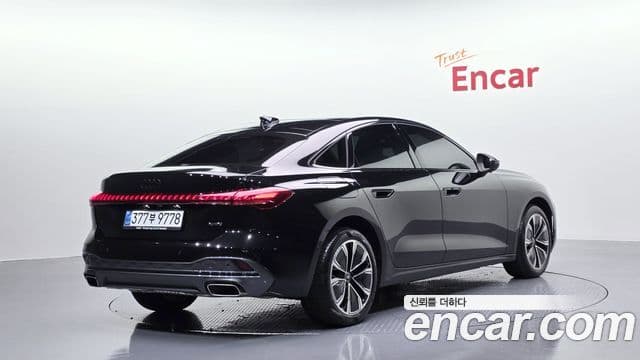 Audi A5 (B10) 2